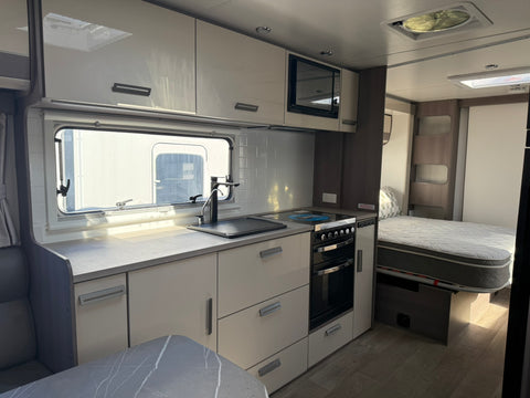 2022 Jayco Silverline Outback 24ft - 24.75-2OB