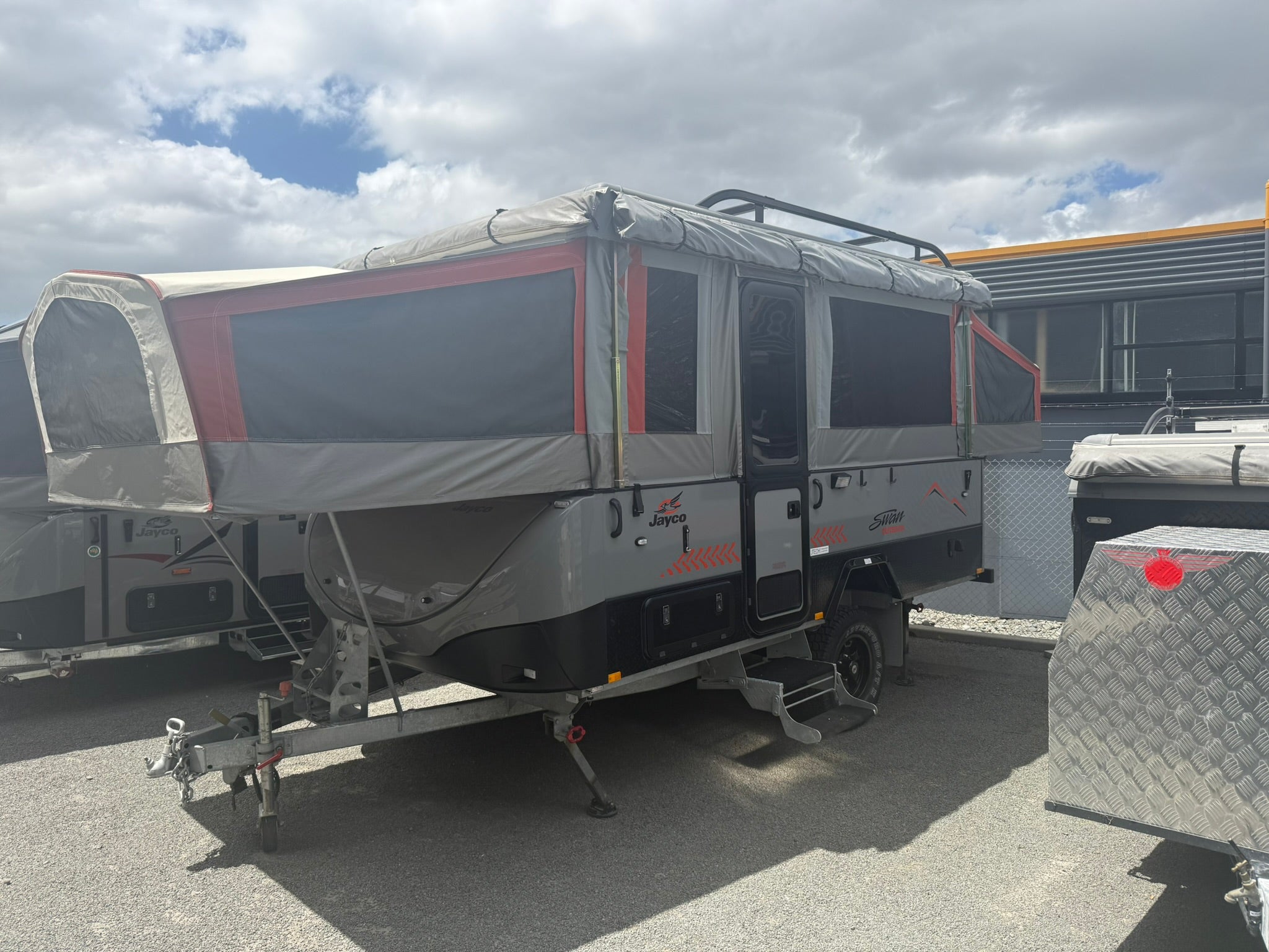 SWANS 　OUTBACK 2022 Jayco Swan Outback – Jayco Canterbury