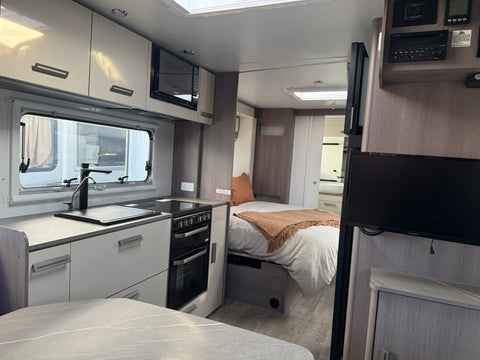 2022 Jayco Silverline 21.65-3 - 21ft