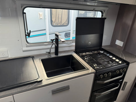 2022 Jayco Silverline 21.65-3 - 21ft