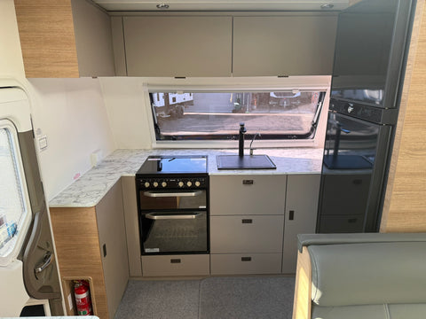 2023 Jayco Silverline 24.75-4 – 24ft
