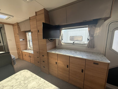 2023 Jayco Silverline 24.75-4 – 24ft