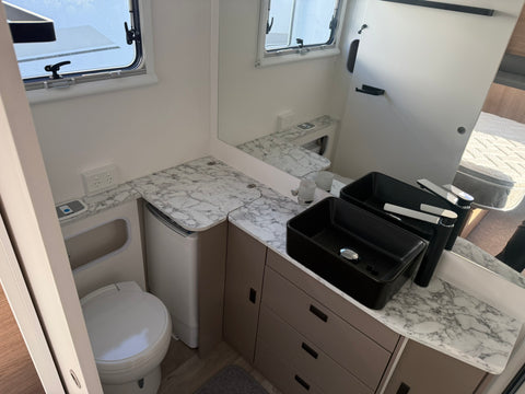 2023 Jayco Silverline 24.75-4 – 24ft