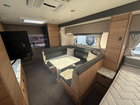 2023 Jayco Silverline 24.75-4 – 24ft