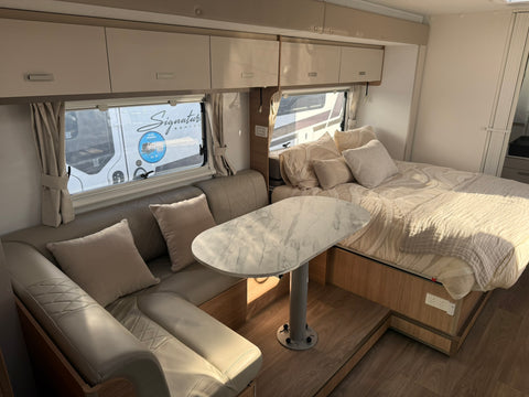 NEW 2025 Jayco Signature IV.25-5 - Iveco