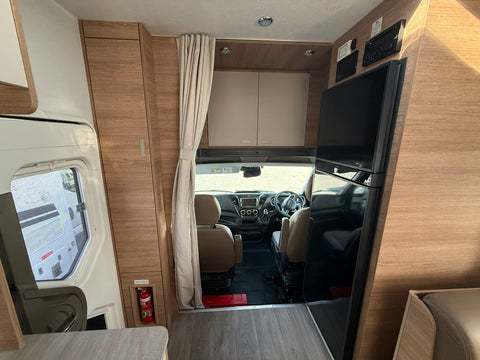 NEW 2025 Jayco Signature IV.25-5 - Iveco