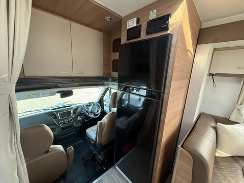 NEW 2025 Jayco Signature IV.25-5 - Iveco