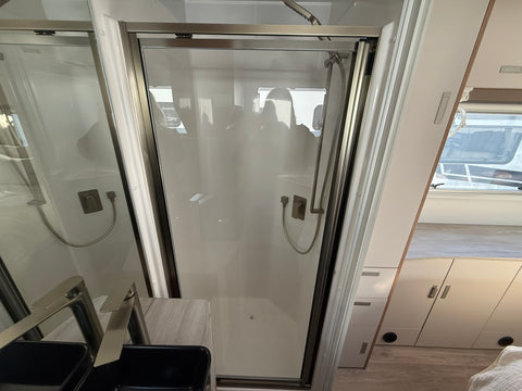 NEW 2025 Jayco Signature IV.25-5 - Iveco