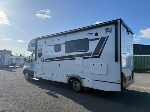 NEW 2025 Jayco Signature IV.25-5 - Iveco