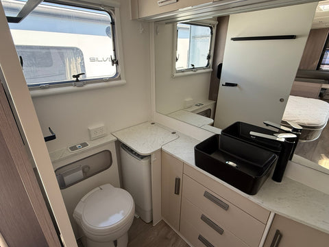 2022 Jayco Silverline 24.75-4 - 24ft