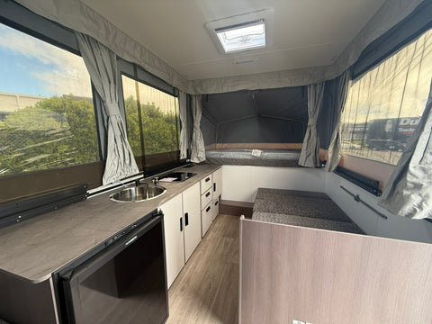2025 Jayco Lark