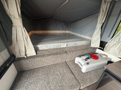 2025 Jayco Lark