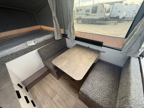 2025 Jayco Lark