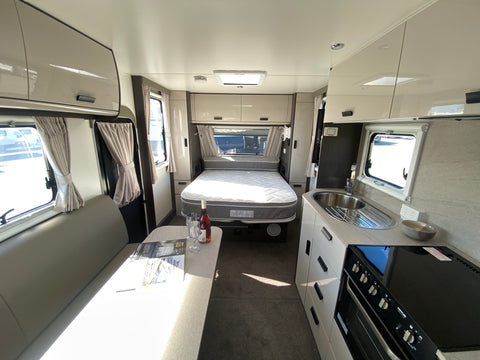 2022 Jayco Journey 18ft 18.55-3
