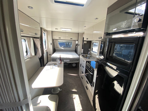 2022 Jayco Journey 18ft 18.55-3