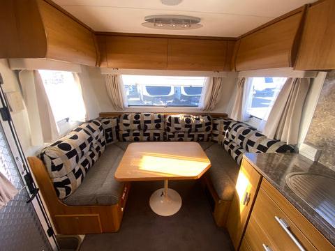 2010 Jayco Sterling 24ft 24.75-2
