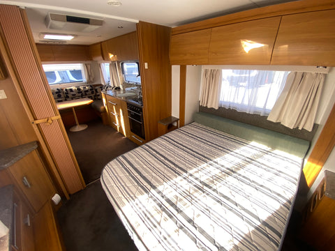 2010 Jayco Sterling 24ft 24.75-2