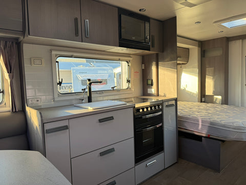 2019 Jayco Silverline 21.65-3