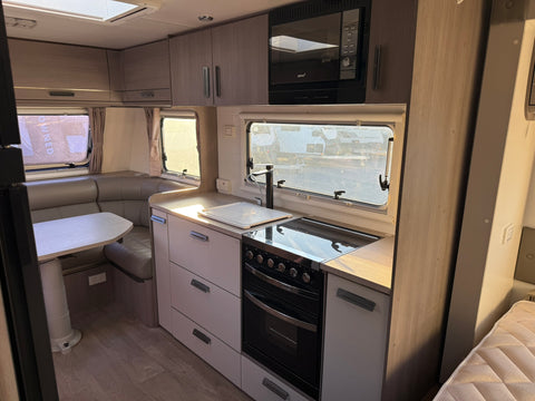 2019 Jayco Silverline 21.65-3