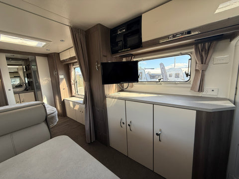2018 Jayco Silverline 25.78-5 -  25ft