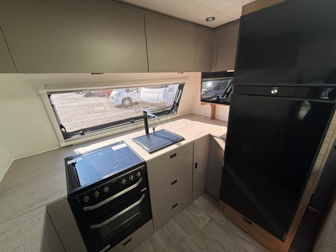 2023 Jayco Silverline 24.75-4 - 24ft