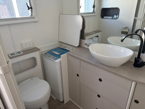 2023 Jayco Journey 21ft - 21.66-3