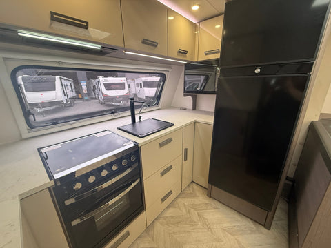 2021 Jayco Silverline 24.75-4 - 24ft