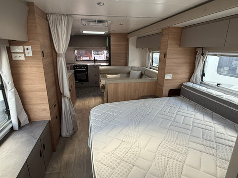 2024 Jayco Silverline 24.75-4 - 24ft