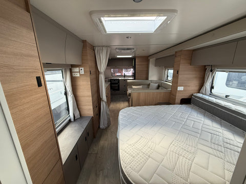 2024 Jayco Silverline 24.75-4 - 24ft