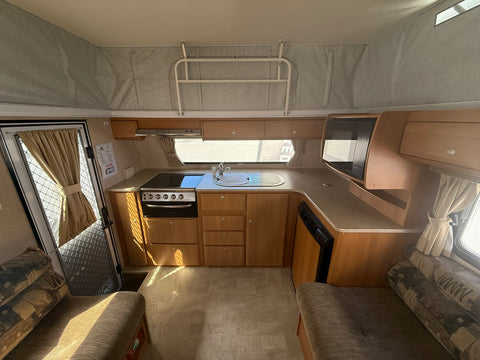 2008 Jayco Discovery Pop Top 16.51-2 - 16ft