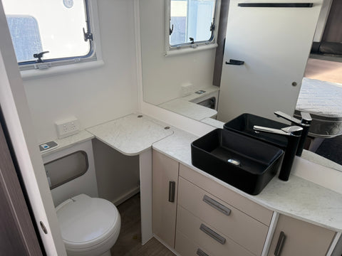 2022 Jayco Silverline Outback 24.75-4OB - 24ft
