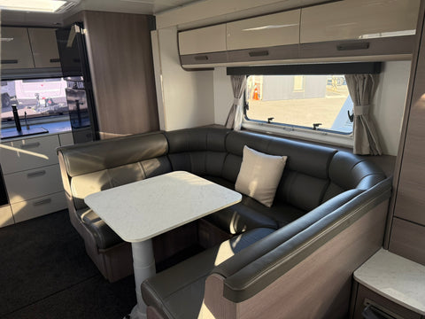 2022 Jayco Silverline Outback 24.75-4OB - 24ft