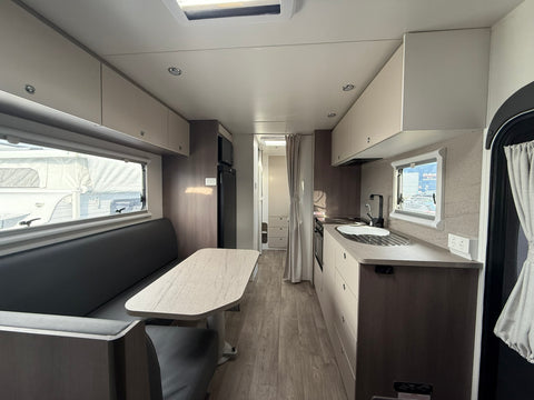 2023 Jayco Starcraft Bushpack 19.61-3BP – 19ft